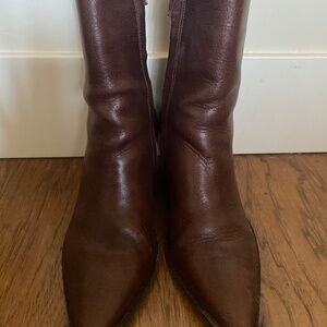 Brown Leather Caty Boots by Matisse